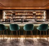hotel-barstools