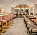hotel-furniture-bar