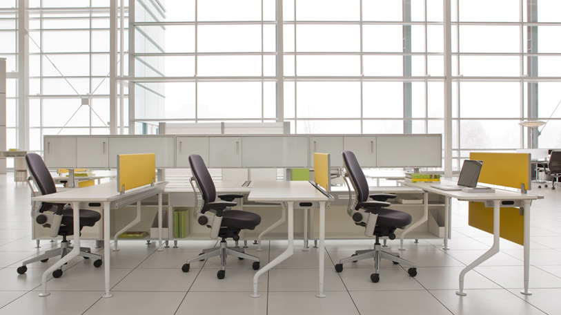team-workspace-furniture