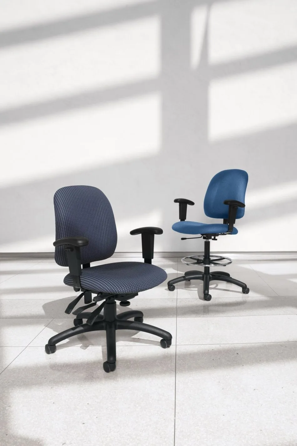 2237-3andGoalandDraftingChairCorridor