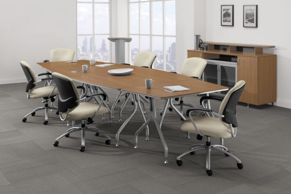 shared office space tables