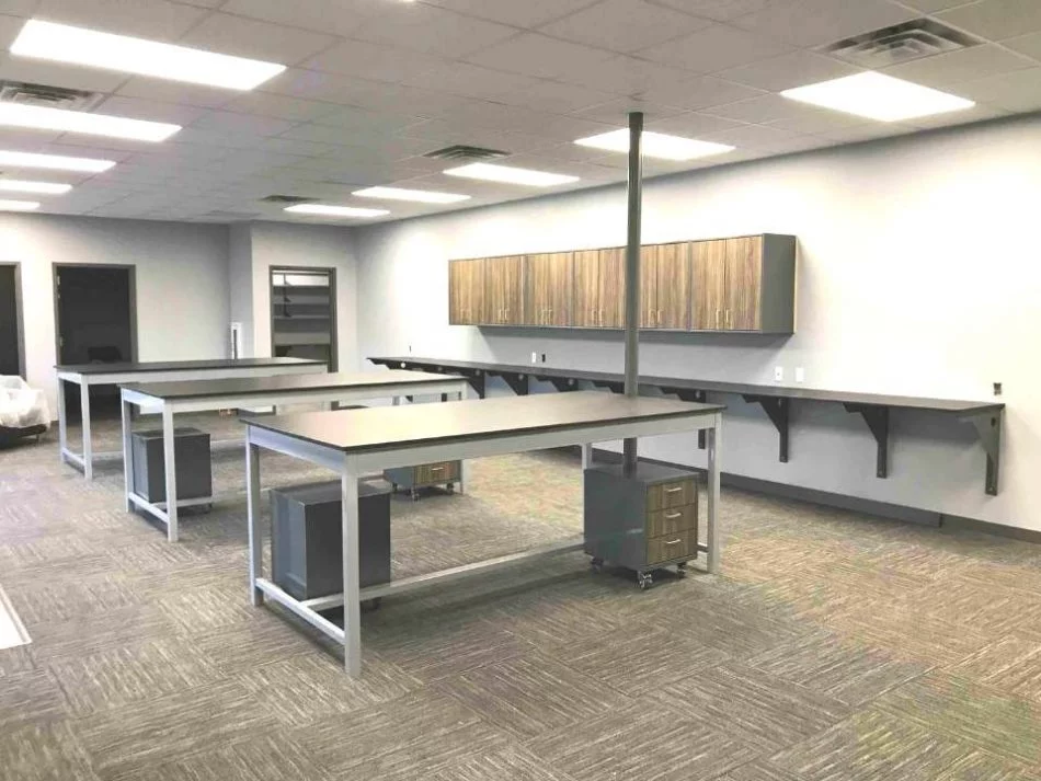 lab furniture workbenches