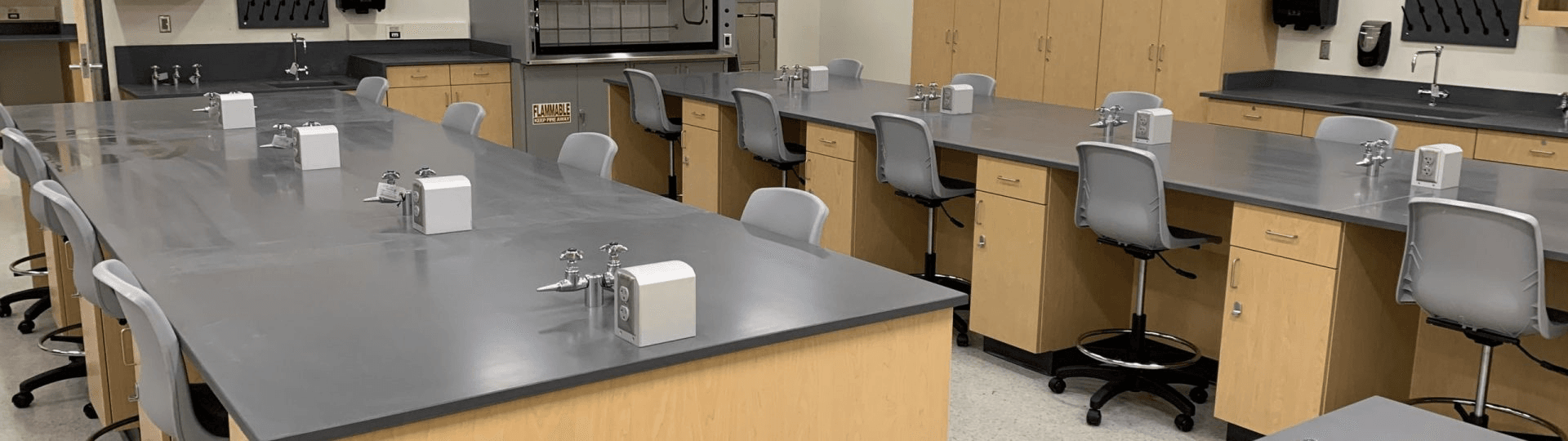 Lab Benches & Lab Islands
